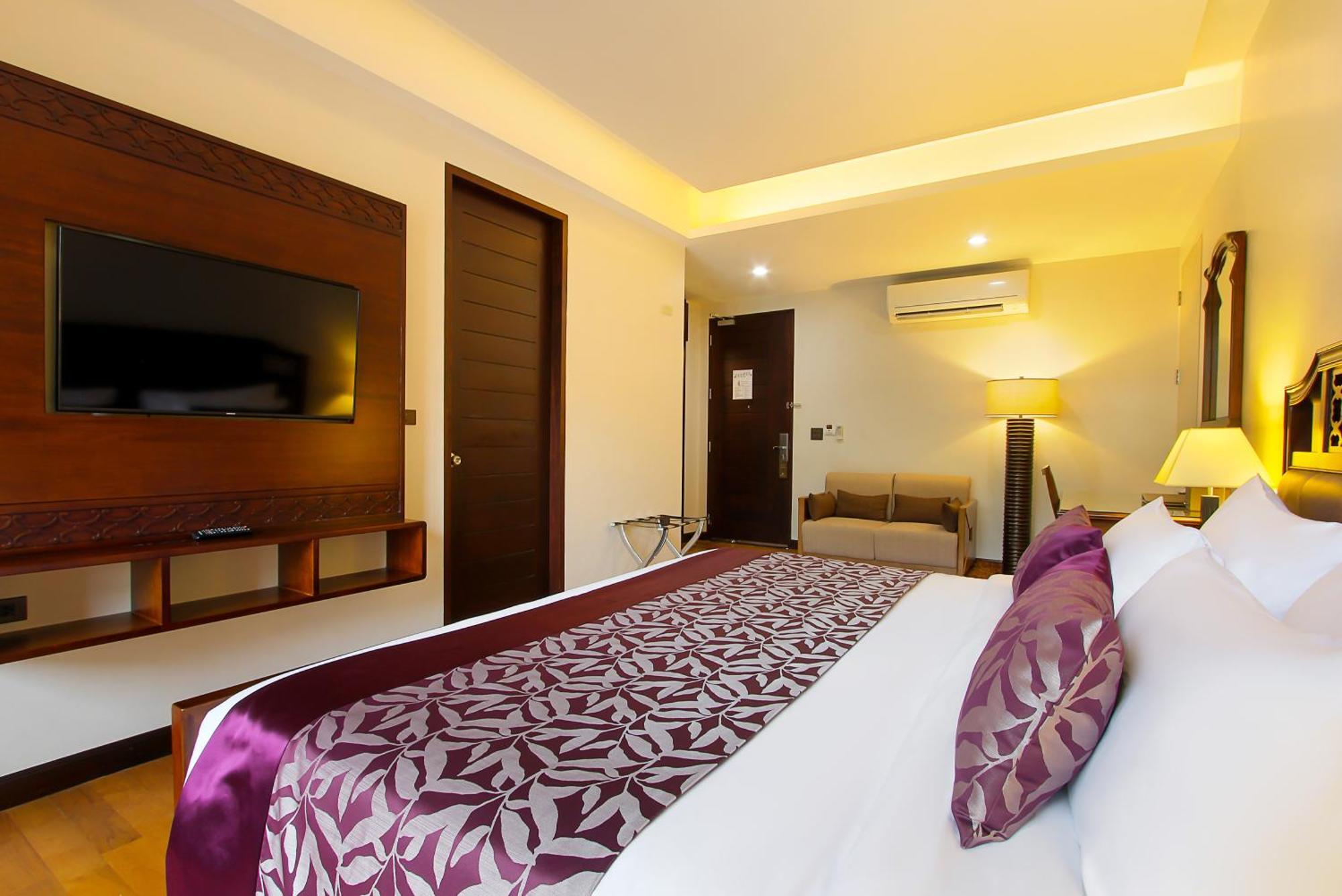 Rimnaam Klangchan Hotel - Sha Plus Chanthaburi Habitación foto