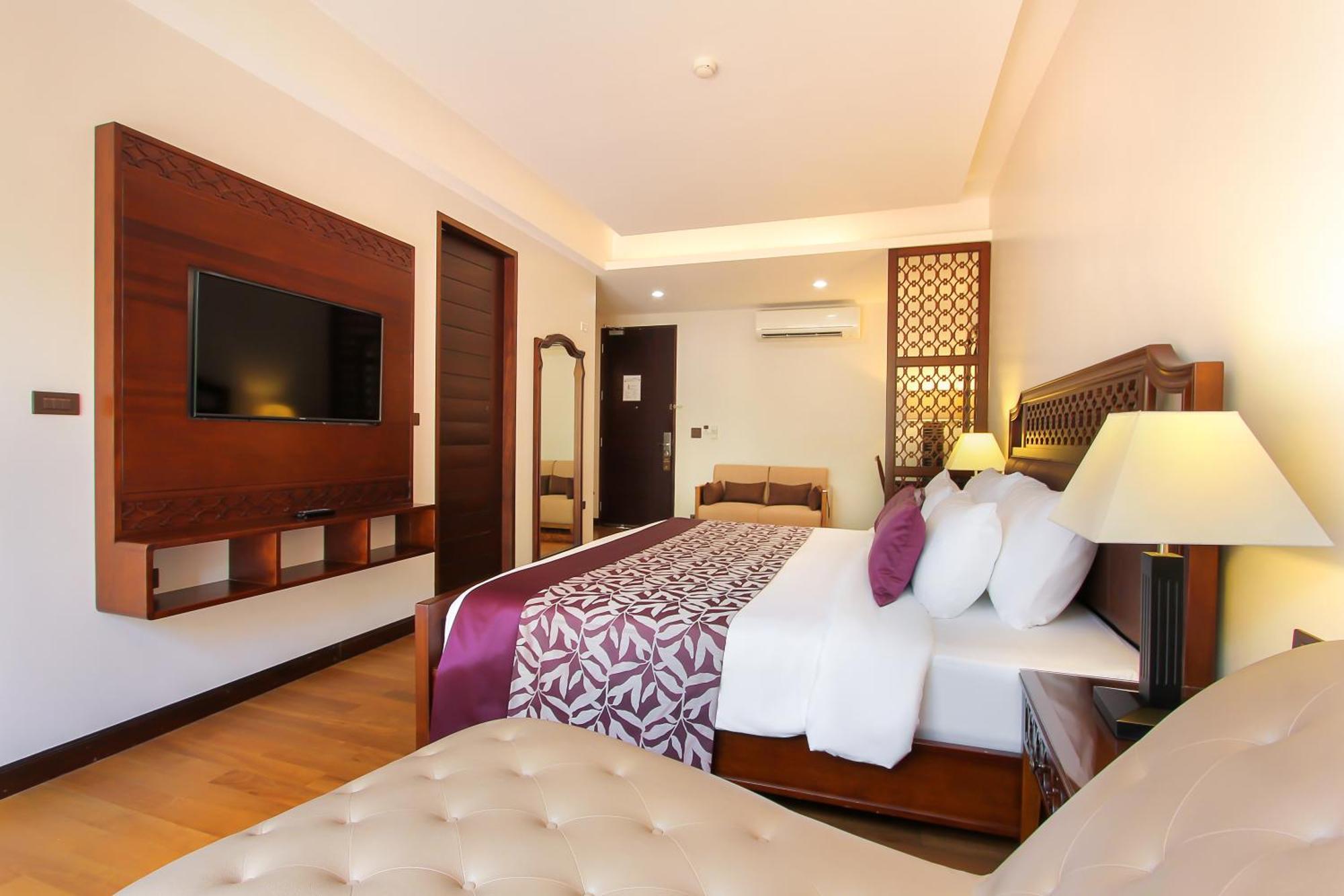 Rimnaam Klangchan Hotel - Sha Plus Chanthaburi Habitación foto